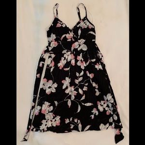 Juniors black floral dress